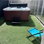 L'hostellerie De Sevremont 호텔 2*