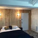 L'hostellerie De Sevremont 2*