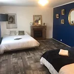 L'hostellerie De Sevremont Отель Saint-Michel-Mont-Mercure