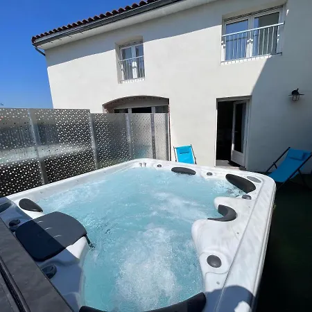 L'hostellerie De Sèvremont Saint-Michel-Mont-Mercure