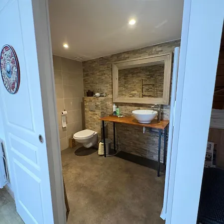 L'hostellerie De Sevremont Отель 2*