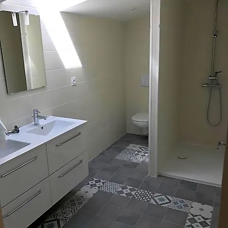 L'hostellerie De Sèvremont 2*