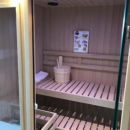 L'hostellerie De Sèvremont Hotel 2*