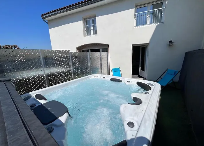 L'hostellerie De Sevremont Saint-Michel-Mont-Mercure