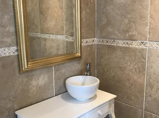 L'hostellerie De Sevremont 호텔 Saint-Michel-Mont-Mercure