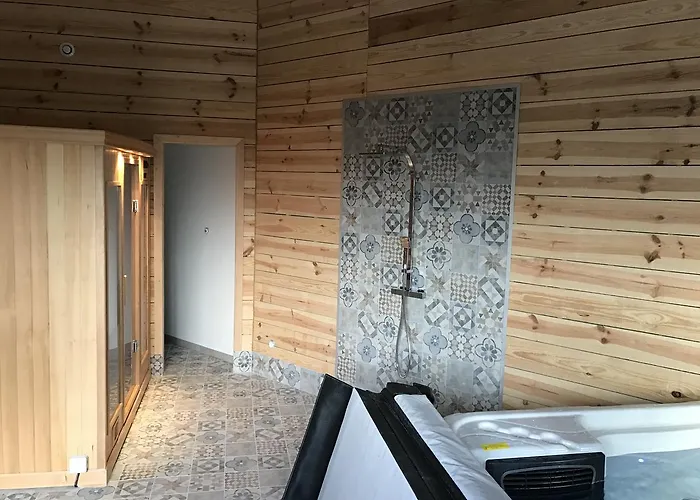 L'hostellerie De Sevremont 2* Saint-Michel-Mont-Mercure