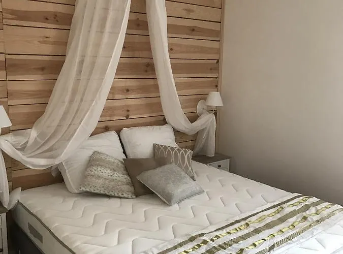 L'hostellerie De Sevremont 호텔 Saint-Michel-Mont-Mercure